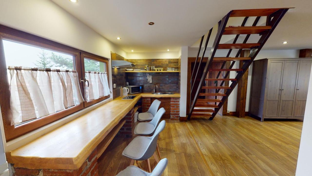 Ride Pub Drienica Apartment Exterior foto