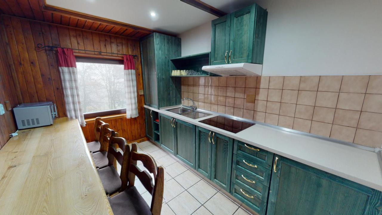 Ride Pub Drienica Apartment Exterior foto