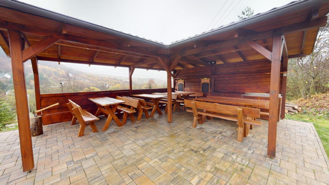 Ride Pub Drienica Apartment Exterior foto